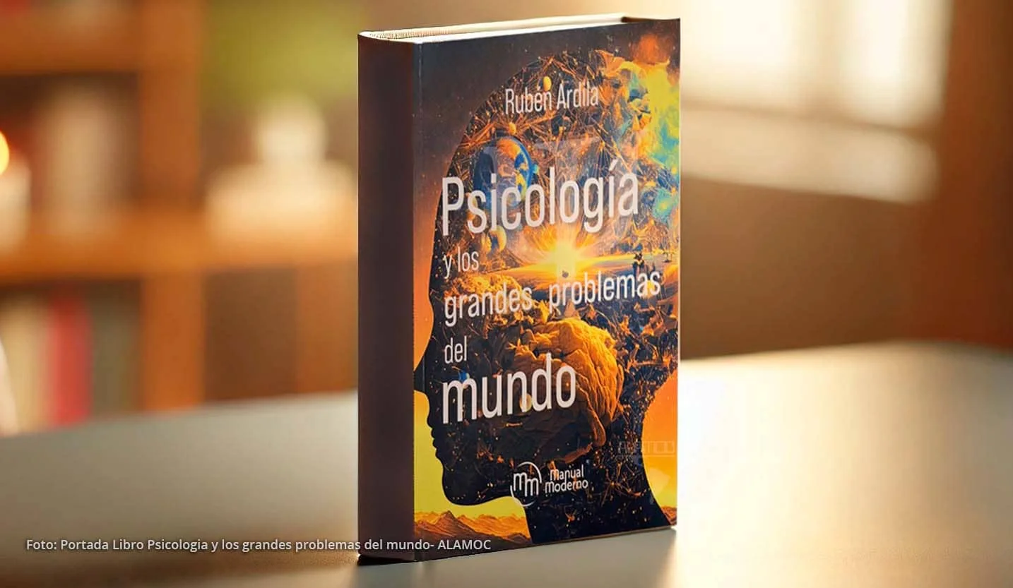 Foto compuesta de Rubén Ardila y B.F. Skinner, referentes en la psicología científica y el análisis del comportamiento. Imagen publicada en ALAMOC.co, foto de Biglicks12, CC BY-SA 4.0, vía Wikimedia Commons.